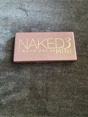 Urban Decay Naked3 Mini Eyeshadow Palette